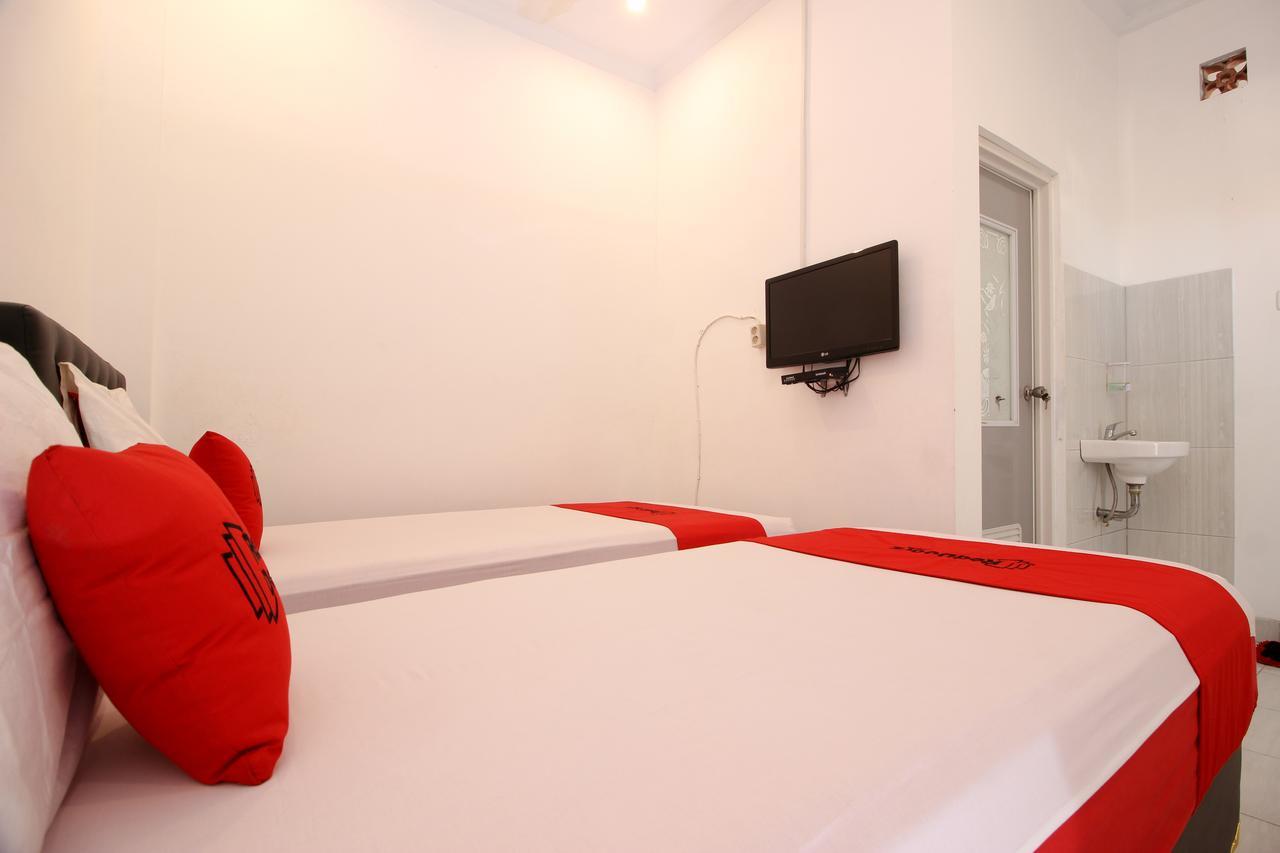Reddoorz Plus @ Prawirotaman 3 Jogyakarta Zewnętrze zdjęcie