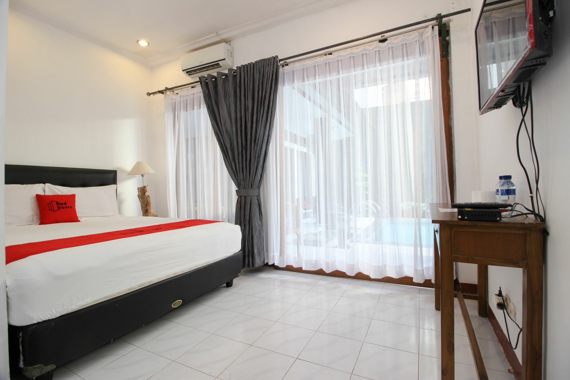 Reddoorz Plus @ Prawirotaman 3 Jogyakarta Zewnętrze zdjęcie